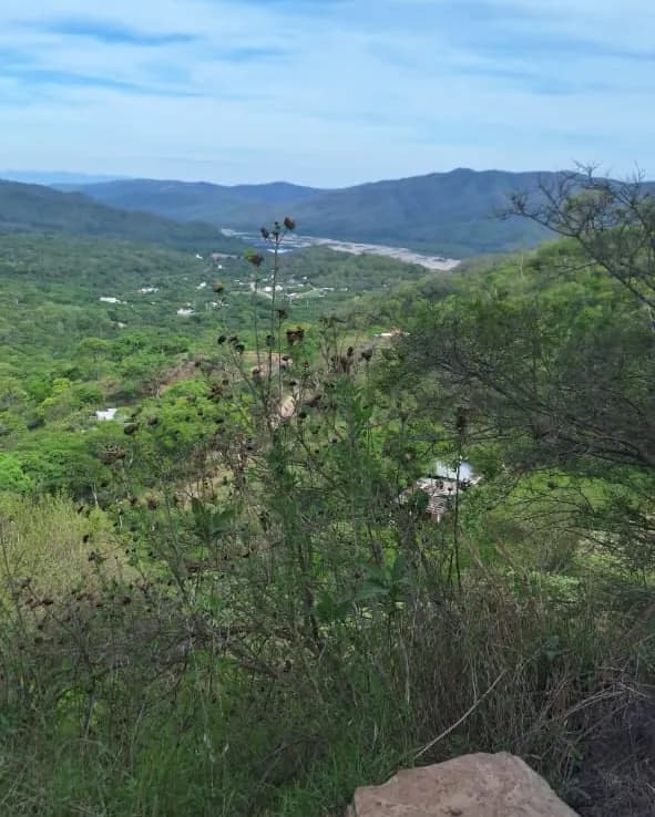 Vista al valle y los cerros de Salta